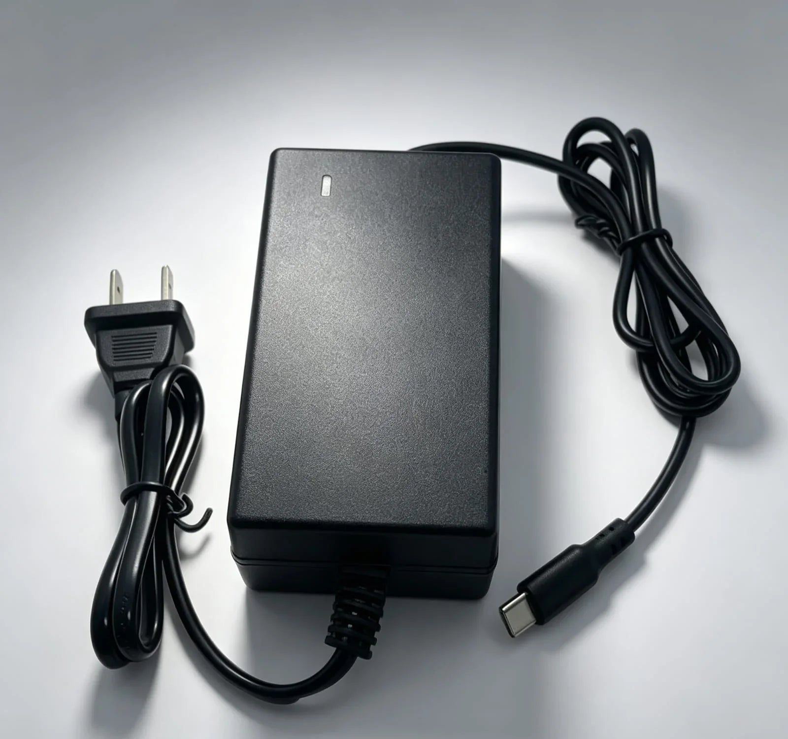 USB-C Home Power Adapter for 1-7L/Min Portable Oxygen Concentrator
